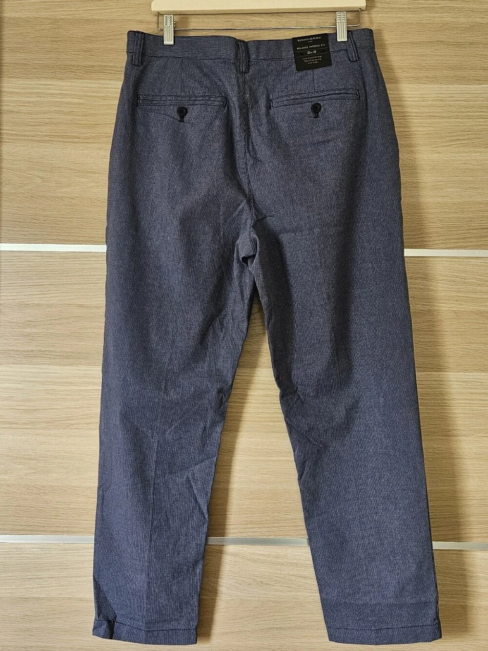 NWT Banana Republic Relaxed Tapered Fit Pants Men's 33x32 Blue  Cotton Ankle